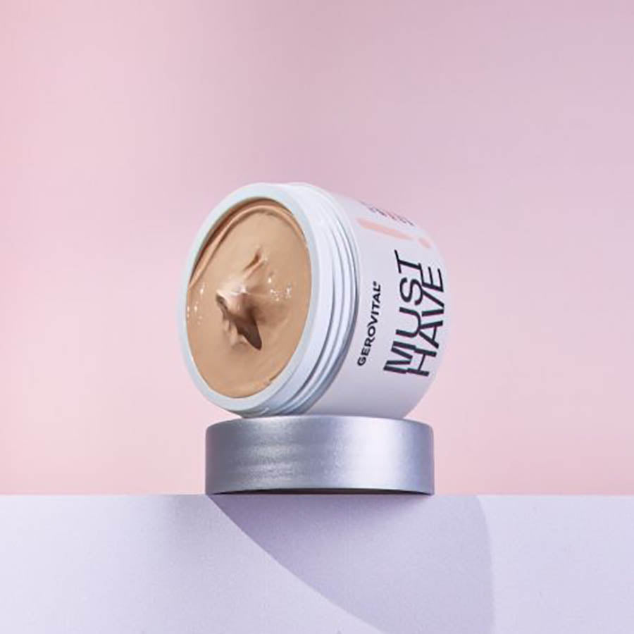 Moisturizing cream 1% Peptide SPF 15, natural tinted - Gerovital Must Have - 50ml